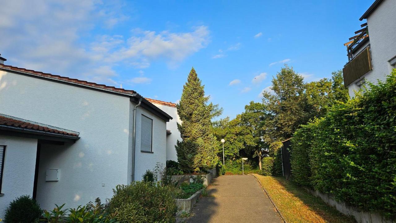 Ferienzimmer Bei Thomas - Gemuetliches Schlaf- Und Wohnzimmer Mit Modernem Bad Ulm Exterior photo
