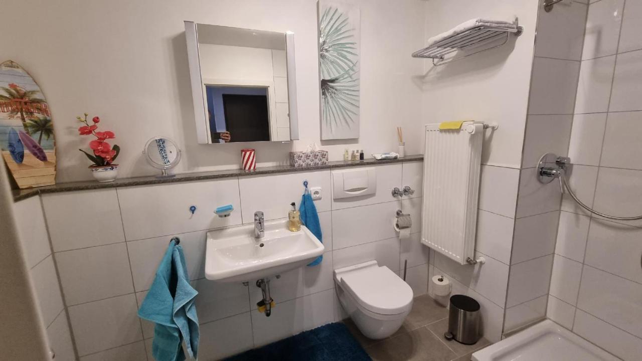 Ferienzimmer Bei Thomas - Gemuetliches Schlaf- Und Wohnzimmer Mit Modernem Bad Ulm Exterior photo