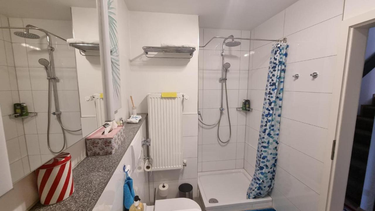 Ferienzimmer Bei Thomas - Gemuetliches Schlaf- Und Wohnzimmer Mit Modernem Bad Ulm Exterior photo